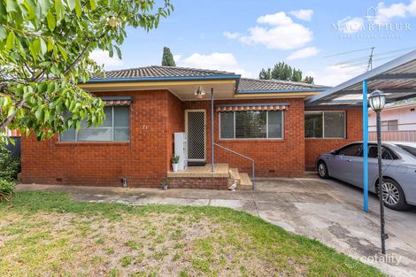 Property photo of 73 Tichborne Crescent Kooringal NSW 2650