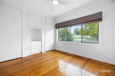 Property photo of 3 Druid Street Golden Square VIC 3555