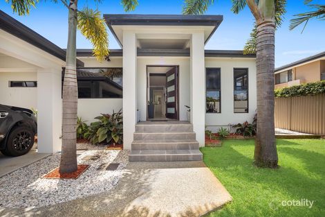 Property photo of 8 Chianti Avenue Mermaid Waters QLD 4218