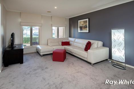 Property photo of 12 Huntingtower Crescent Langwarrin VIC 3910
