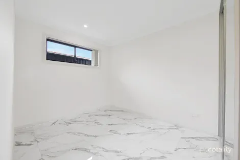 Property photo of 7 Nipigon Road Seven Hills NSW 2147