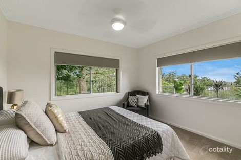 Property photo of 25 Range Street Mount Lofty QLD 4350