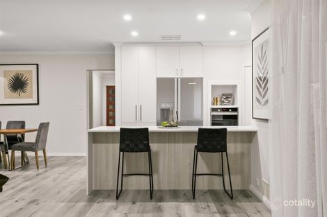Property photo of 21 Honeyeater Circle Wembley WA 6014
