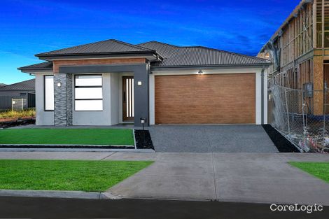 Property photo of 13 Noyce Way Rockbank VIC 3335