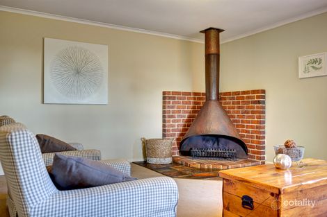 Property photo of 21 Oak Avenue Bridgewater SA 5155