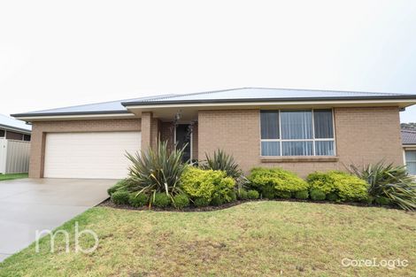 Property photo of 3 Downey Crescent Orange NSW 2800