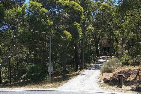 33 Torwood Dr, Gooseberry Hill, WA 6076