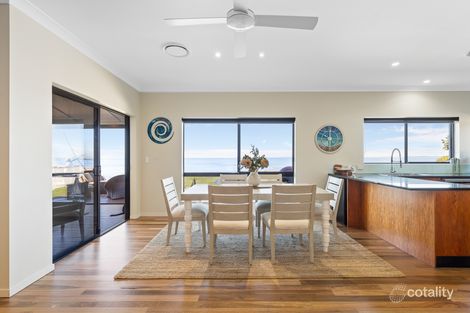 Property photo of 26 Bayside Drive Beachmere QLD 4510