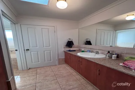 Property photo of 16 Fairway Drive McCracken SA 5211