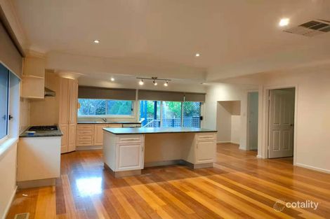 Property photo of 110 Lawrence Road Mount Waverley VIC 3149