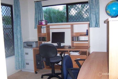 Property photo of 19 Bronte Close Kewarra Beach QLD 4879