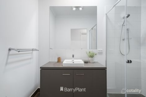 Property photo of 2/14 Roslyn Road Belmont VIC 3216