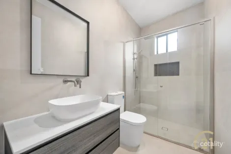 Property photo of 2/115 Willan Drive Cartwright NSW 2168