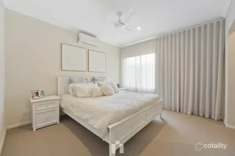 Property photo of 90 Sapphire Drive Treeby WA 6164