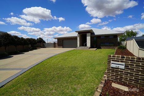 Property photo of 12 Letona Place Leeton NSW 2705