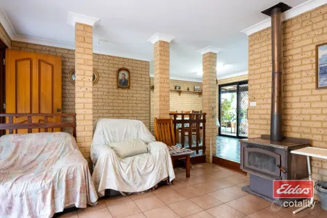 Property photo of 110 Edward Road Utakarra WA 6530