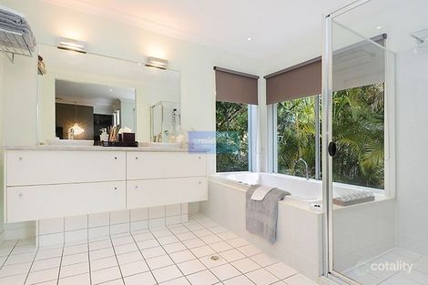 Property photo of 4 Kurrajong Place Bridgeman Downs QLD 4035