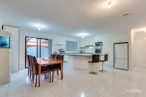 Property photo of 4 Franklin Place Delahey VIC 3037