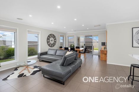 Property photo of 71 Yarrawah Crescent Bourkelands NSW 2650