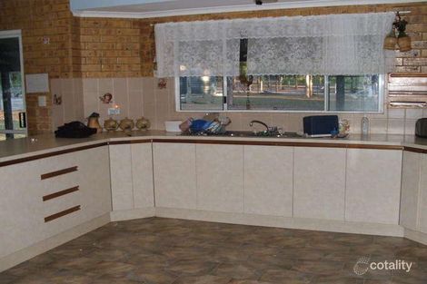 Property photo of 176 Five Mile Road East Teddington QLD 4650