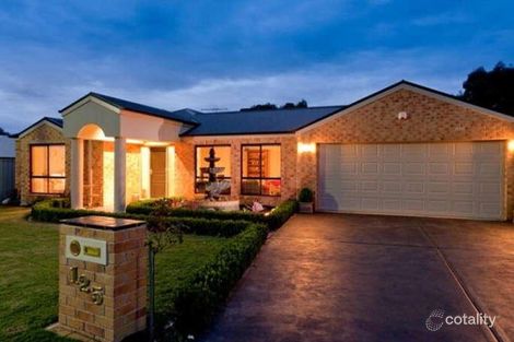 Property photo of 125 Newton Circuit Thurgoona NSW 2640