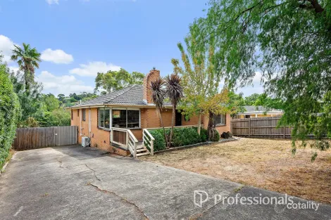 319 Hull Rd, Mooroolbark, VIC 3138