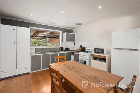 Property photo of 319 Hull Road Mooroolbark VIC 3138
