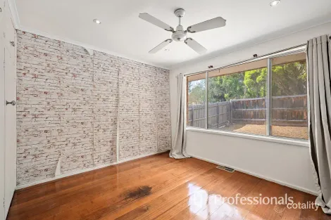 Property photo of 319 Hull Road Mooroolbark VIC 3138