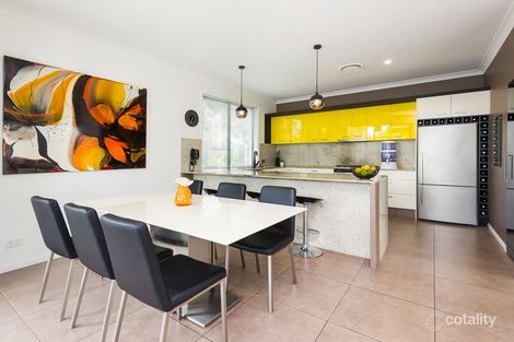 Property photo of 2 Valetta Crescent Varsity Lakes QLD 4227