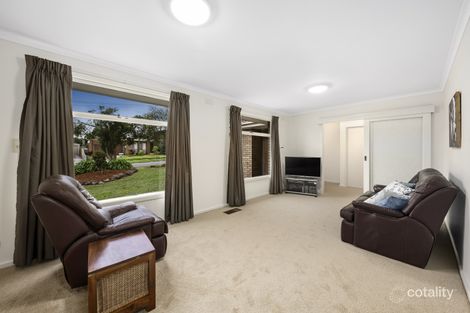 Property photo of 36 Greenock Crescent Wantirna VIC 3152