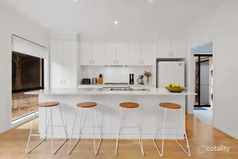 Property photo of 4/87 Edward Street Langwarrin VIC 3910