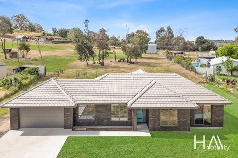 14 Oakmount St, Perth, TAS 7300