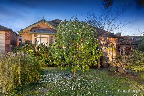 Property photo of 16 Omeo Court Blackburn South VIC 3130