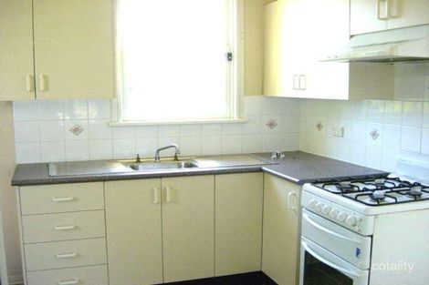 Property photo of 3 Montrose Avenue Fairfield East NSW 2165