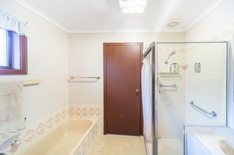 Property photo of 34 William Street Paynesville VIC 3880