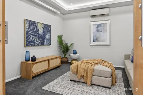 Property photo of 12 Supplejack Court Mount Low QLD 4818