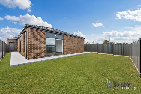 Property photo of 8 Gabbro Way Wollert VIC 3750