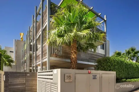 108/35 Ormond Rd, Elwood, VIC 3184