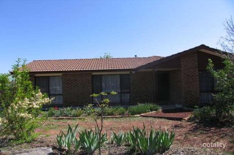 Property photo of 16 Pennington Crescent Calwell ACT 2905