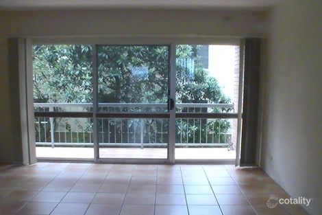 Property photo of 2/34 Genoa Street Surfers Paradise QLD 4217