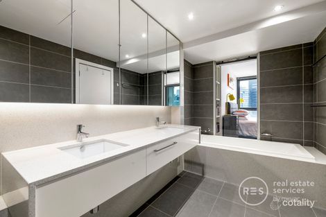 Property photo of 1501/1 Point Park Crescent Docklands VIC 3008
