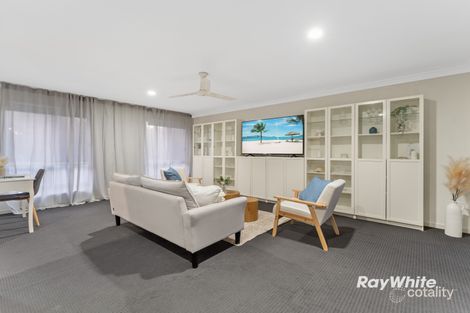 Property photo of 2 Romanda Place Marsden QLD 4132