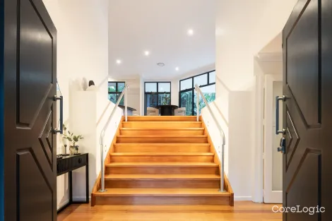Property photo of 107 Russell Terrace Indooroopilly QLD 4068