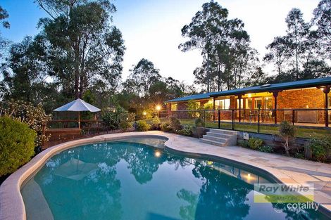 4 Lambert Ct, Eatons Hill, QLD 4037