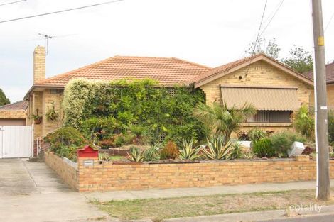 63 Emerald Dr, Springvale, VIC 3171