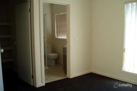 Property photo of 1/80 Charter Road West Sunbury VIC 3429