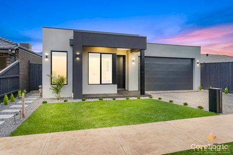 Property photo of 4 Baker Terrace Fraser Rise VIC 3336