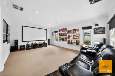 Property photo of 13 Kevington Drive Eynesbury VIC 3338