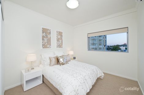 Property photo of 303/30 Riverview Terrace Indooroopilly QLD 4068