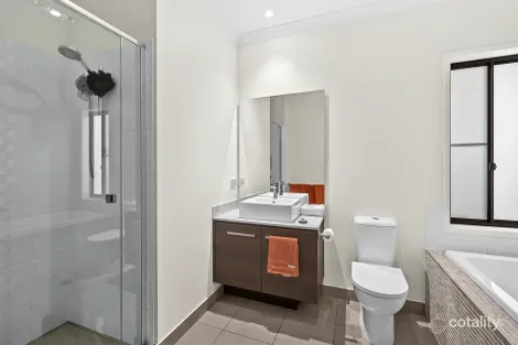 Property photo of 12 O'Connor Court Augustine Heights QLD 4300